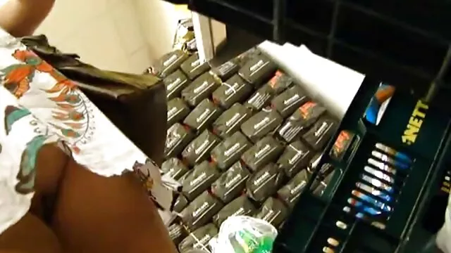 Ջեսիկա մանրանկարչություն պոռնո Կրիպշոու-Լաց Ջեսիկա Լաց (2016))