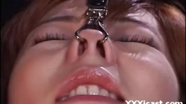 Չելսի էրոտիկ պոռնո Slavegirl