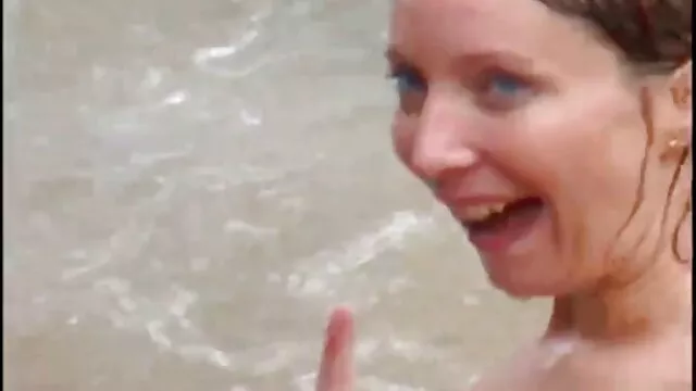 Sexy Angel ստրուկ, սեւ մայրը պոռնո դուստր, Բելառուս Բի-բի-սի